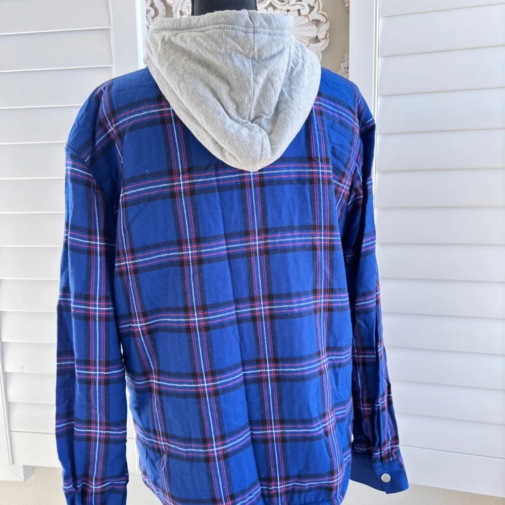 Justify. Size L. Flannel with sherpa and hoodie
